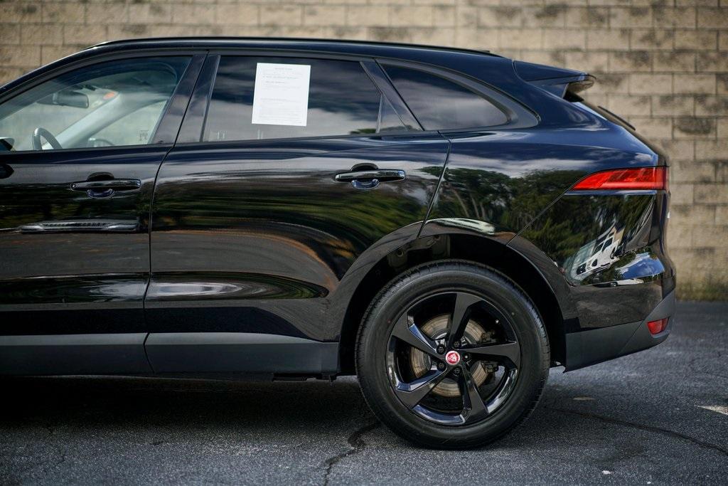 Used 2017 Jaguar F-PACE 20d Premium for sale $31,152 at Gravity Autos Roswell in Roswell GA 30076 10