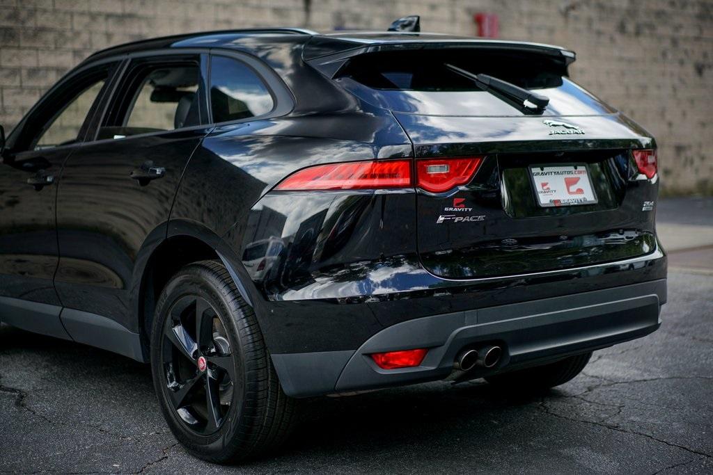 Used 2017 Jaguar F-PACE 20d Premium for sale $33,990 at Gravity Autos Roswell in Roswell GA 30076 11