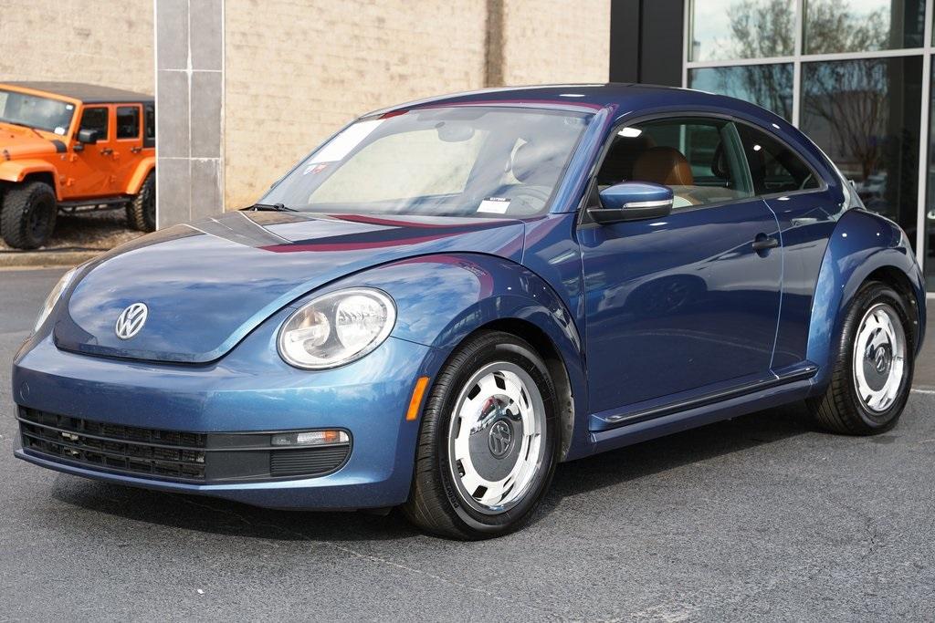 Used 2016 Volkswagen Beetle 1.8T Classic for sale Sold at Gravity Autos Roswell in Roswell GA 30076 4
