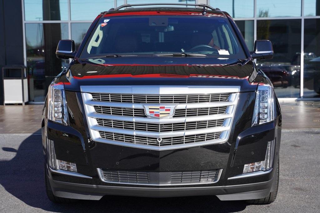 Used 2017 Cadillac Escalade Premium for sale Sold at Gravity Autos Roswell in Roswell GA 30076 5