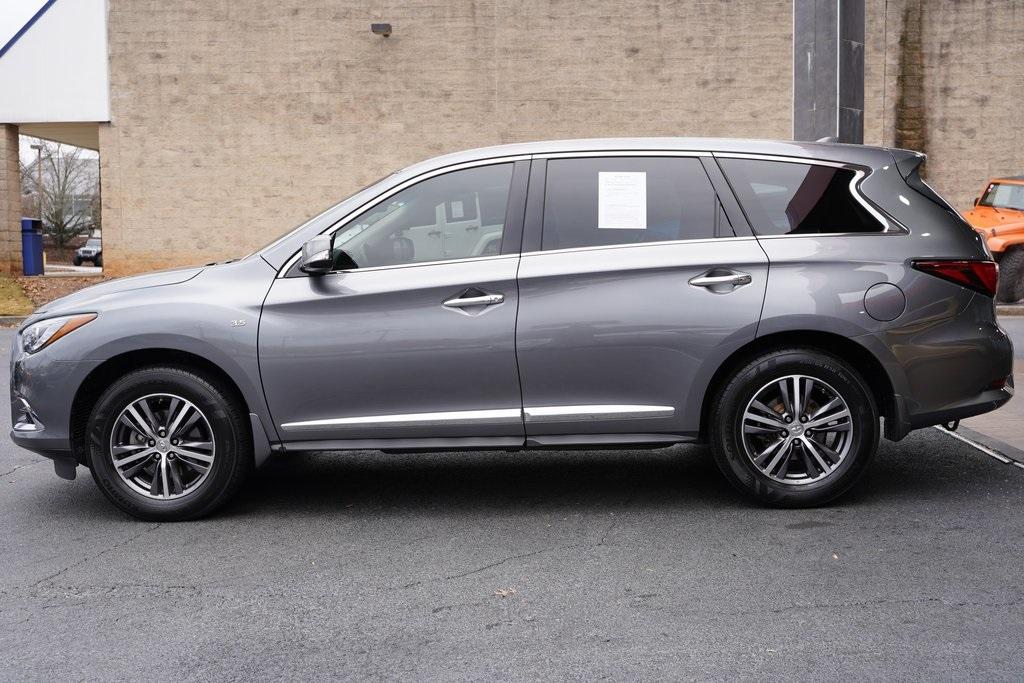 Used 2018 INFINITI QX60 Base for sale $31,993 at Gravity Autos Roswell in Roswell GA 30076 3