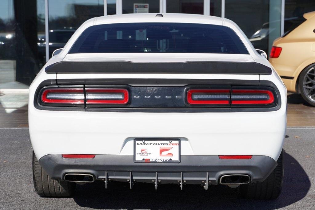 Used 2015 Dodge Challenger SXT for sale Sold at Gravity Autos Roswell in Roswell GA 30076 11