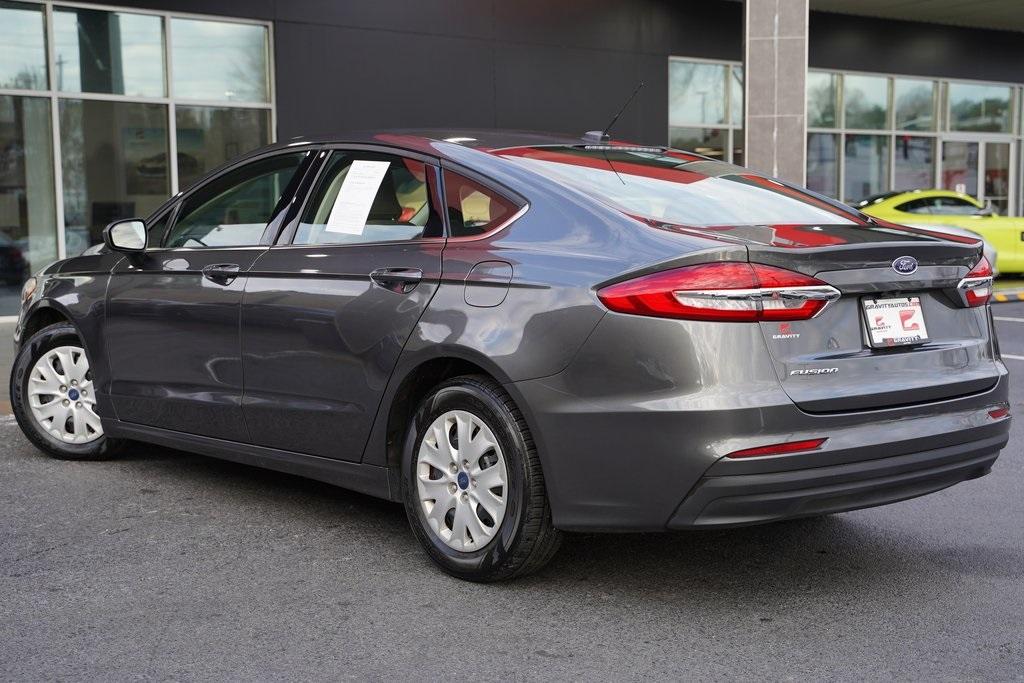 Used 2019 Ford Fusion S for sale Sold at Gravity Autos Roswell in Roswell GA 30076 10