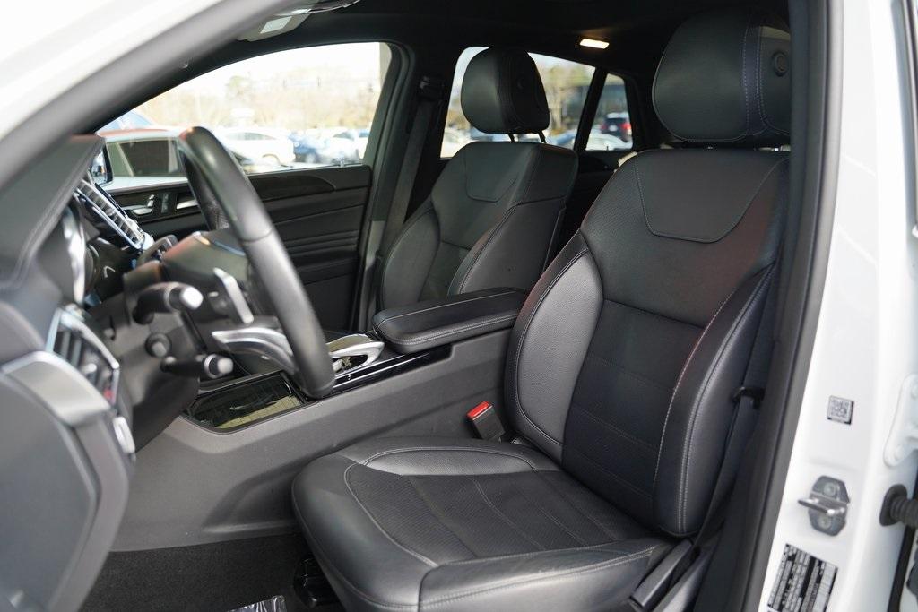 Used 2019 Mercedes-Benz GLE GLE 43 AMG for sale $74,993 at Gravity Autos Roswell in Roswell GA 30076 31