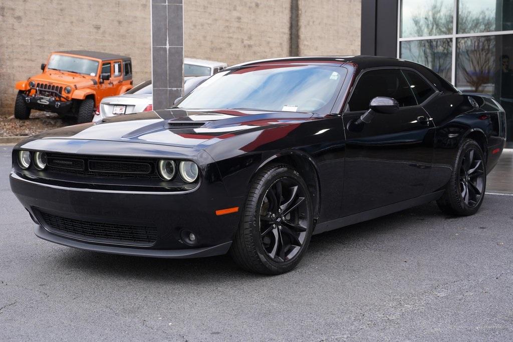 Used 2018 Dodge Challenger SXT for sale Sold at Gravity Autos Roswell in Roswell GA 30076 4