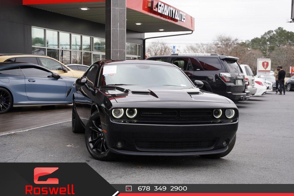 Used 2018 Dodge Challenger SXT for sale Sold at Gravity Autos Roswell in Roswell GA 30076 1