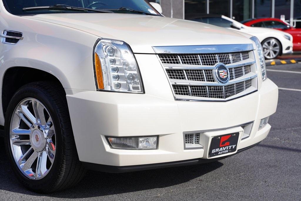 Used 2014 Cadillac Escalade ESV Platinum Edition for sale Sold at Gravity Autos Roswell in Roswell GA 30076 8