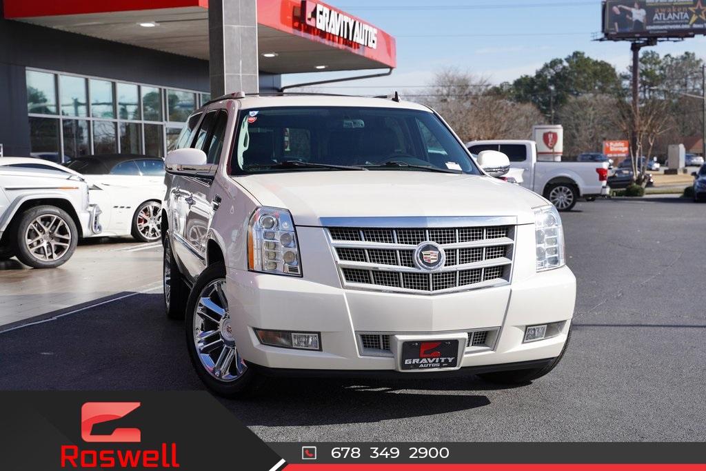 Used 2014 Cadillac Escalade ESV Platinum Edition for sale Sold at Gravity Autos Roswell in Roswell GA 30076 1