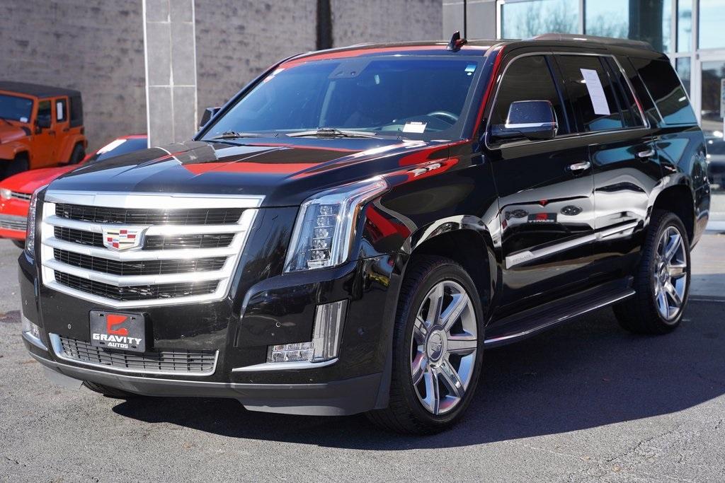Used 2018 Cadillac Escalade Luxury for sale Sold at Gravity Autos Roswell in Roswell GA 30076 4