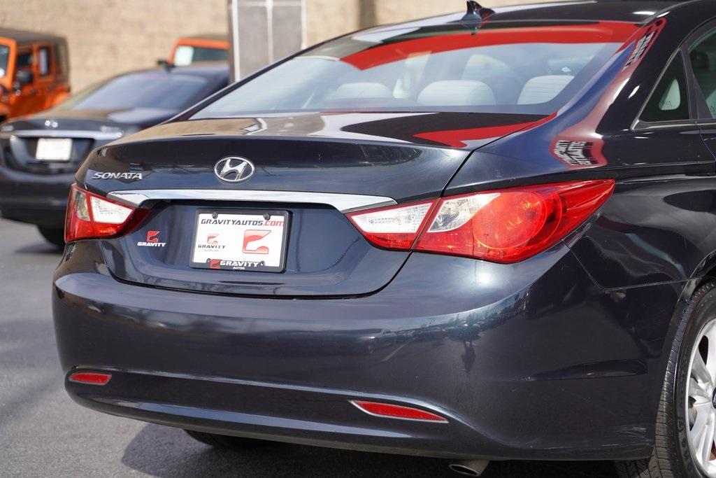Used 2012 Hyundai Sonata GLS for sale $16,491 at Gravity Autos Roswell in Roswell GA 30076 13