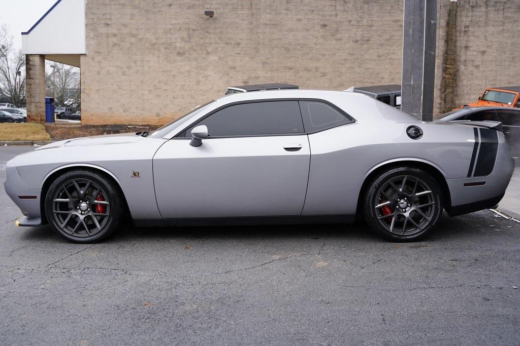 Used 2016 Dodge Challenger R/T Scat Pack for sale Sold at Gravity Autos Roswell in Roswell GA 30076 3
