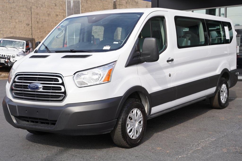 Used 2019 Ford Transit-350 XLT for sale Sold at Gravity Autos Roswell in Roswell GA 30076 4