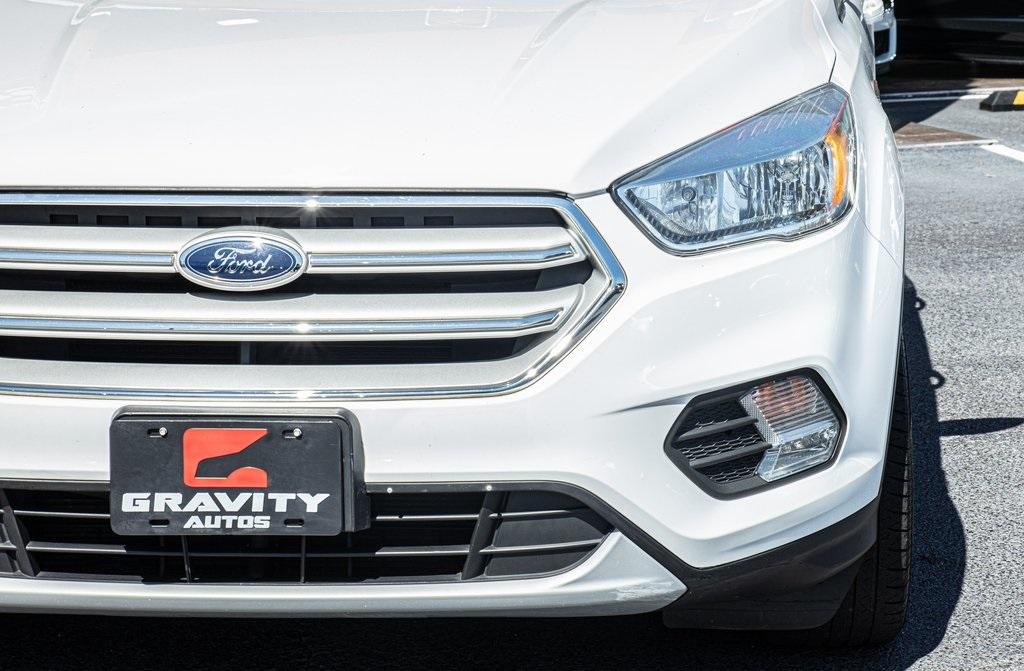 Used 2018 Ford Escape SE for sale $20,991 at Gravity Autos Roswell in Roswell GA 30076 3