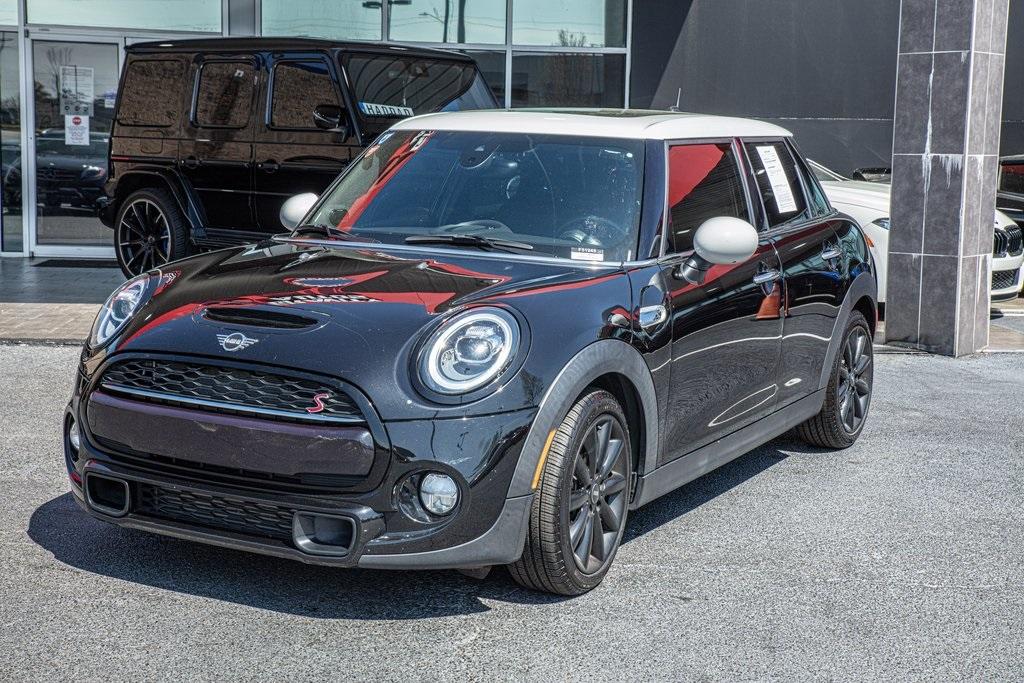 Used 2019 MINI Cooper S for sale $30,991 at Gravity Autos Roswell in Roswell GA 30076 4