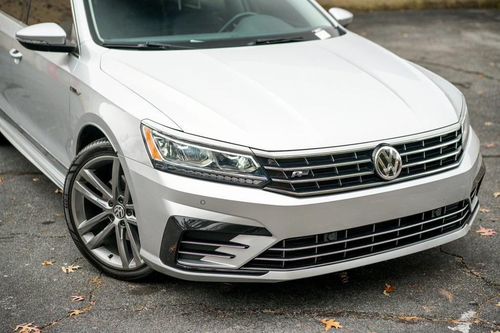 Used 2019 Volkswagen Passat 2.0T SE R-Line for sale Sold at Gravity Autos Roswell in Roswell GA 30076 6