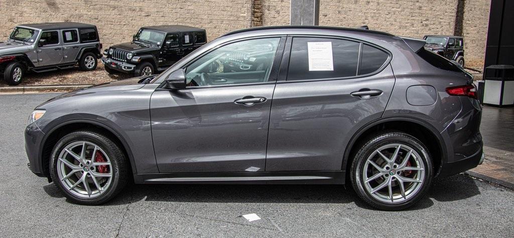 Used 2018 Alfa Romeo Stelvio for sale $31,991 at Gravity Autos Roswell in Roswell GA 30076 5