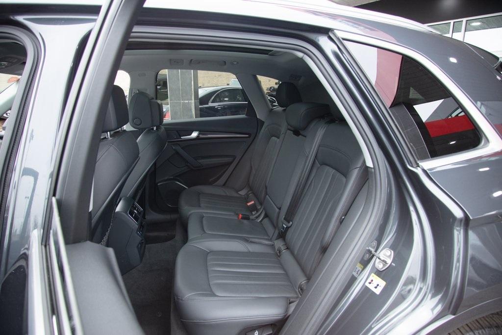 Used 2019 Audi Q5 2.0T Premium Plus for sale $40,991 at Gravity Autos Roswell in Roswell GA 30076 14