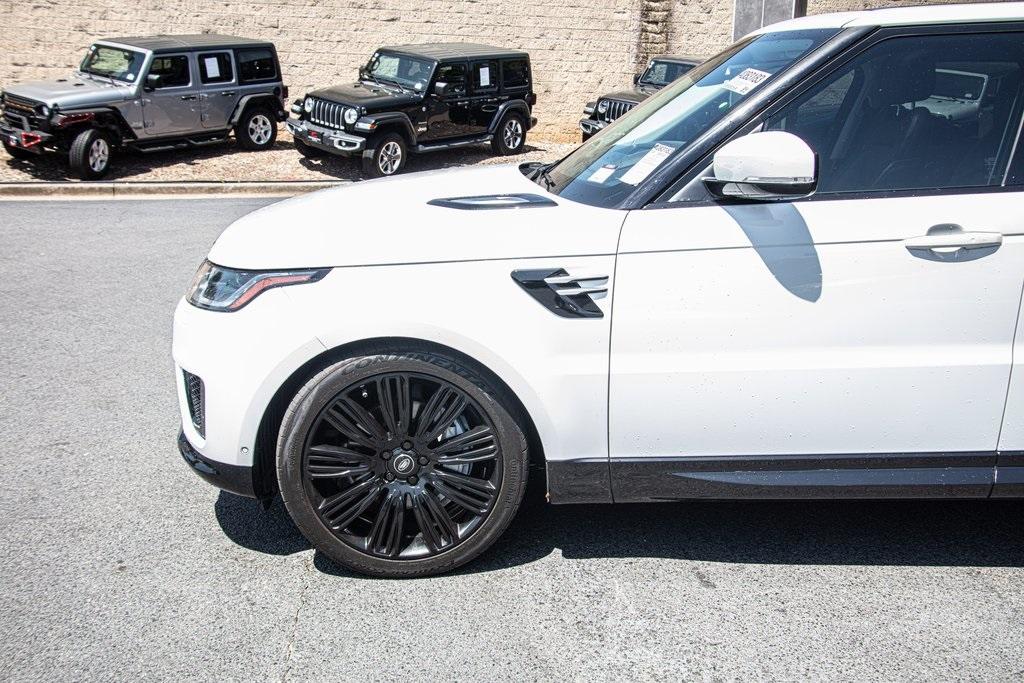 Used 2019 Land Rover Range Rover Sport HSE for sale $64,491 at Gravity Autos Roswell in Roswell GA 30076 3