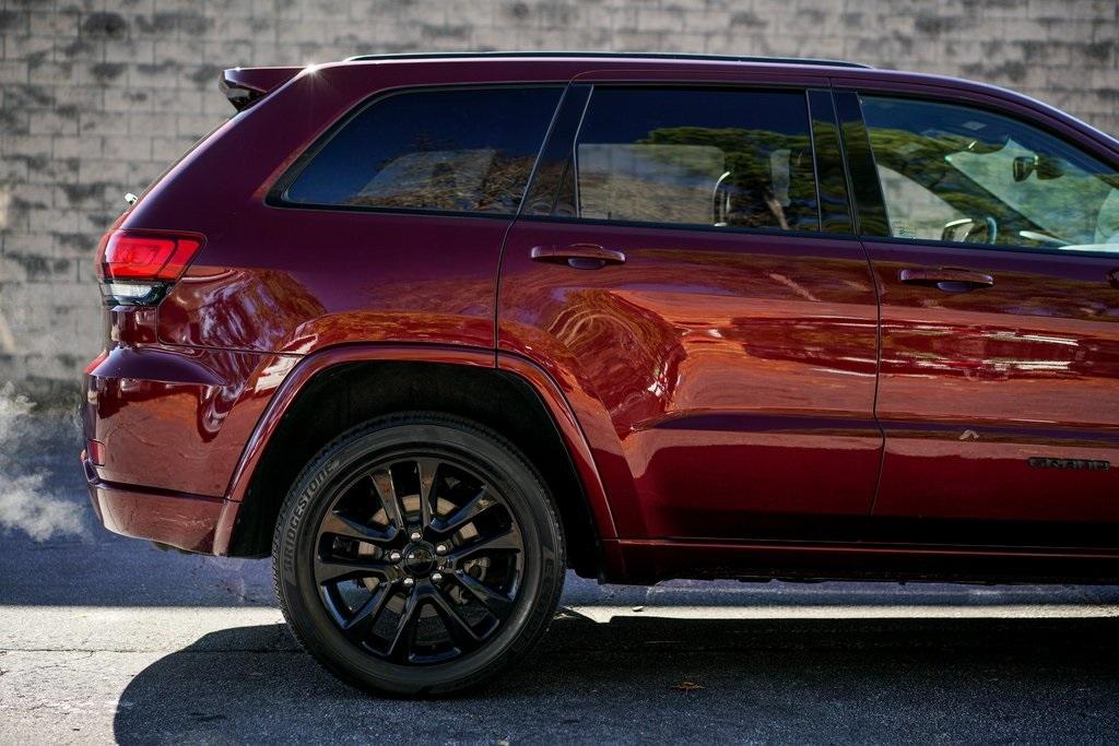 Used 2018 Jeep Grand Cherokee Altitude for sale $41,991 at Gravity Autos Roswell in Roswell GA 30076 14