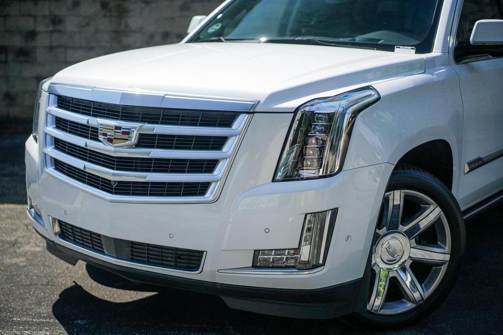 Used 2019 Cadillac Escalade ESV Premium for sale $63,994 at Gravity Autos Roswell in Roswell GA 30076 2