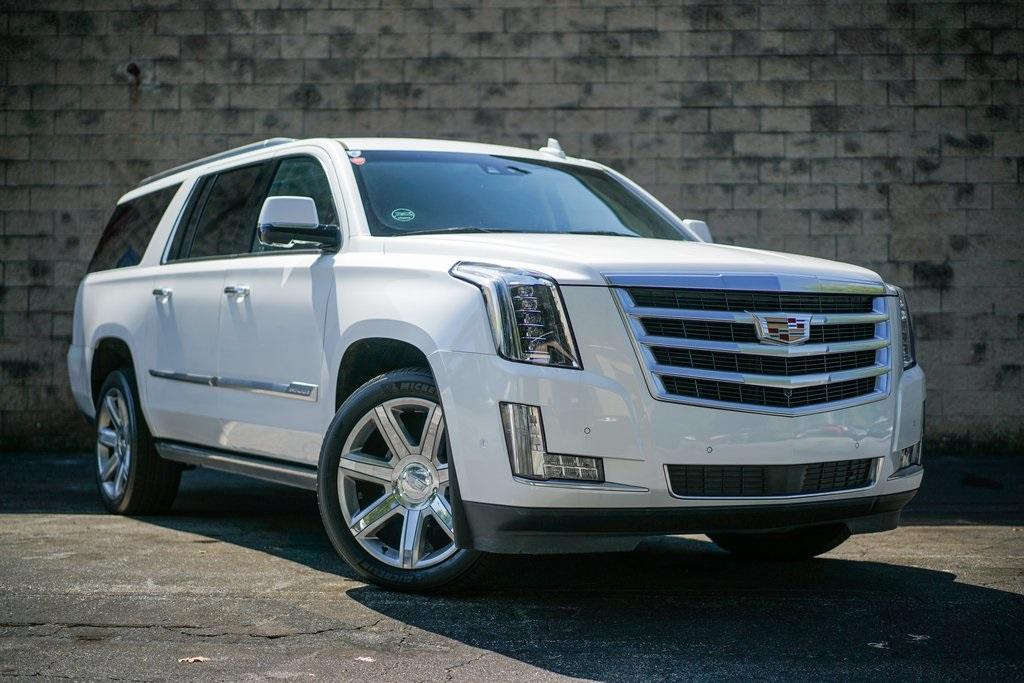 Used 2019 Cadillac Escalade ESV Premium for sale Sold at Gravity Autos Roswell in Roswell GA 30076 7