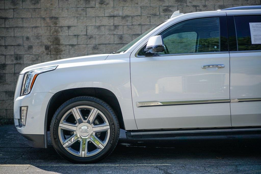 Used 2019 Cadillac Escalade ESV Premium for sale $63,994 at Gravity Autos Roswell in Roswell GA 30076 9