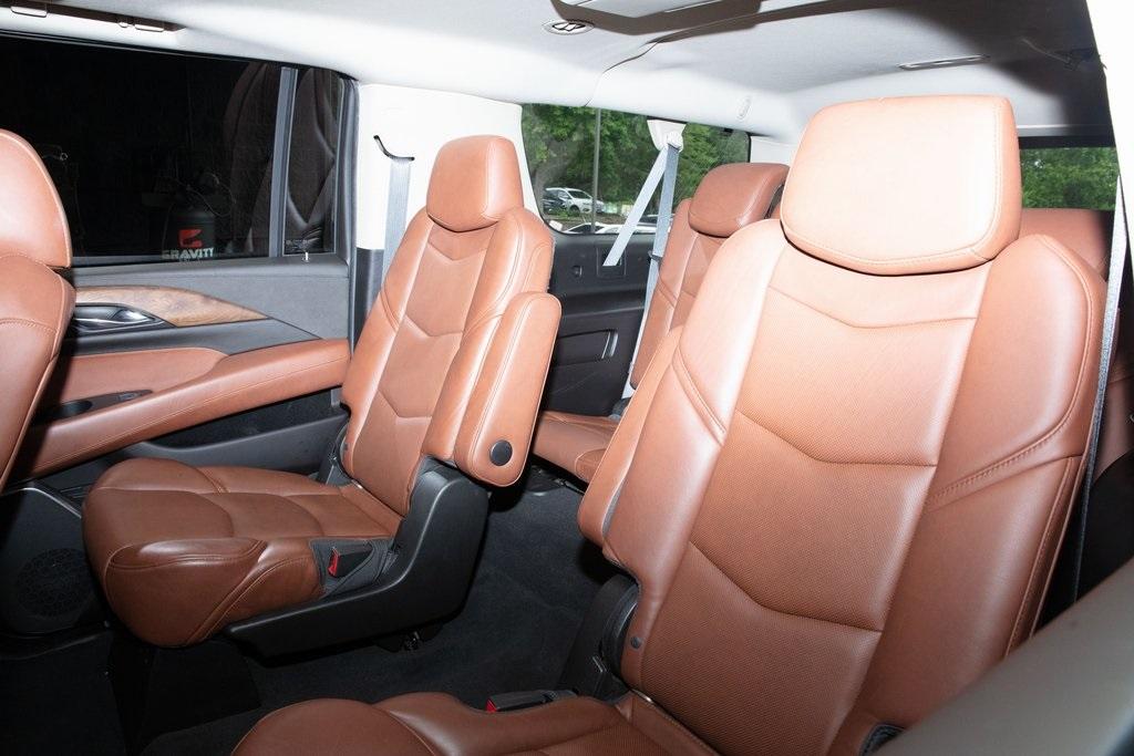 Used 2018 Cadillac Escalade ESV Premium for sale $58,994 at Gravity Autos Roswell in Roswell GA 30076 16