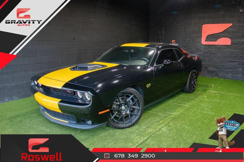 Used 2015 Dodge Challenger R/T Shaker for sale $31,992 at Gravity Autos Roswell in Roswell GA 30076 1