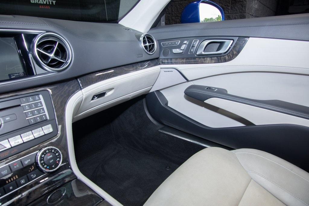 Used 2017 Mercedes-Benz SL-Class SL 450 for sale $45,992 at Gravity Autos Roswell in Roswell GA 30076 24