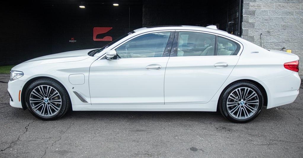 Used 2018 BMW 5 Series 530e xDrive iPerformance for sale Sold at Gravity Autos Roswell in Roswell GA 30076 2