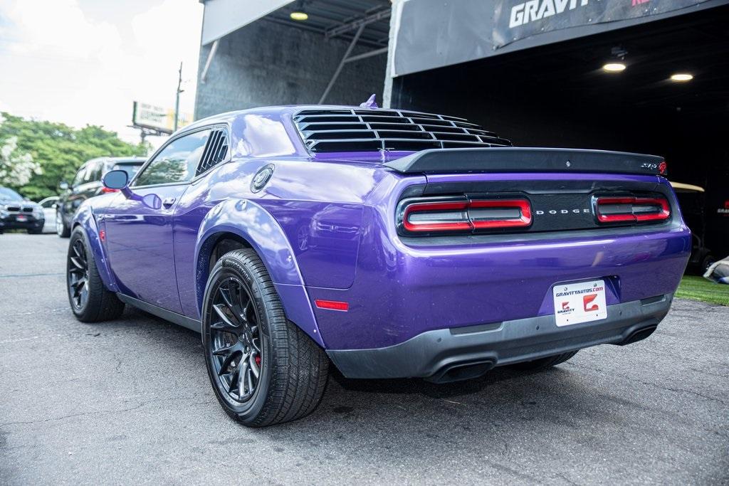 Used 2016 Dodge Challenger SRT Hellcat for sale $61,992 at Gravity Autos Roswell in Roswell GA 30076 3