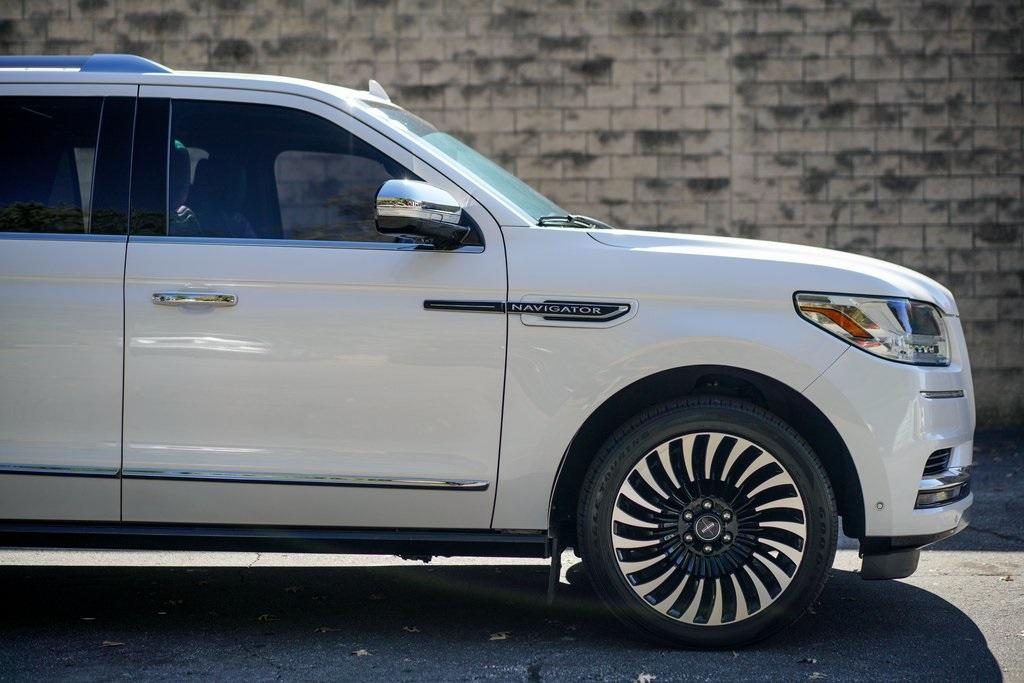 Used 2018 Lincoln Navigator L Black Label for sale $59,993 at Gravity Autos Roswell in Roswell GA 30076 15