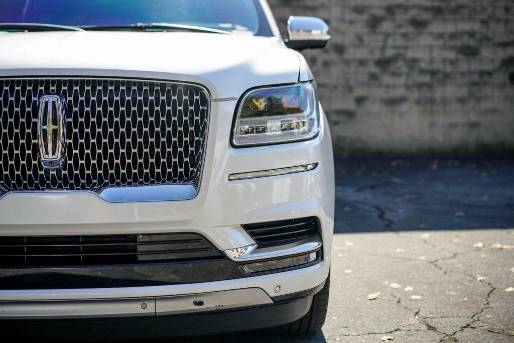 Used 2018 Lincoln Navigator L Black Label for sale $59,993 at Gravity Autos Roswell in Roswell GA 30076 3
