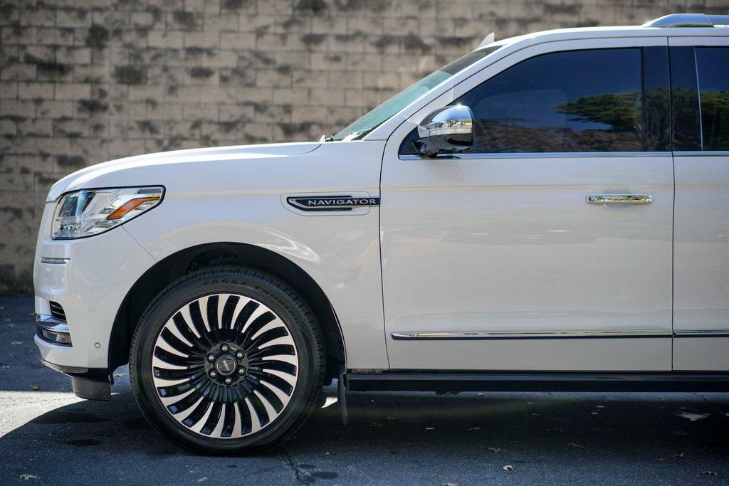 Used 2018 Lincoln Navigator L Black Label for sale $59,993 at Gravity Autos Roswell in Roswell GA 30076 9