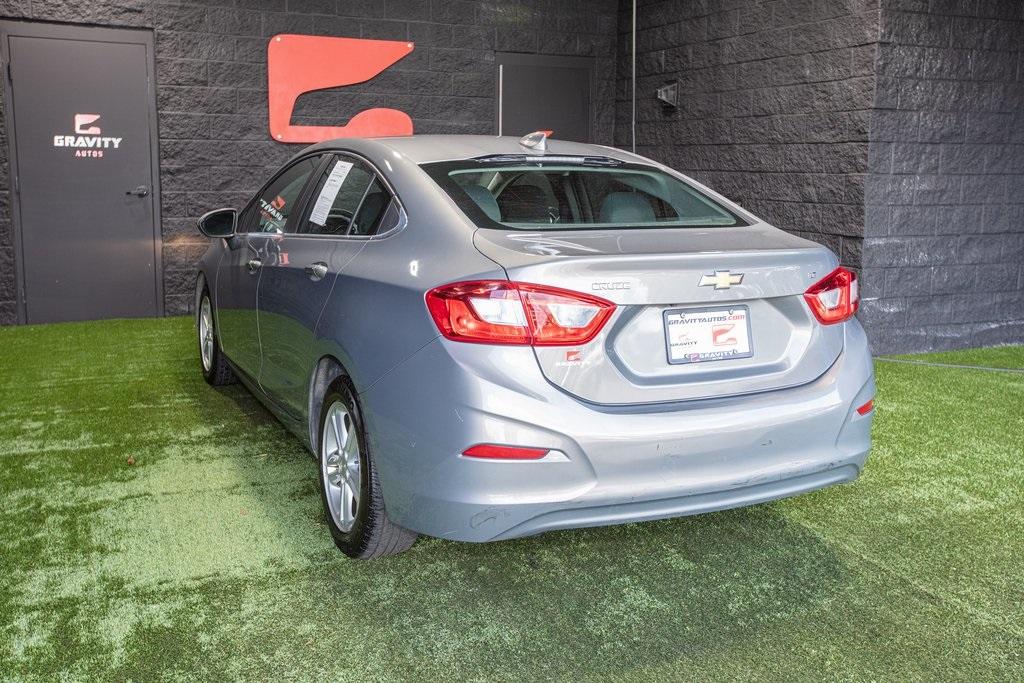 Used 2017 Chevrolet Cruze LT for sale $17,993 at Gravity Autos Roswell in Roswell GA 30076 3