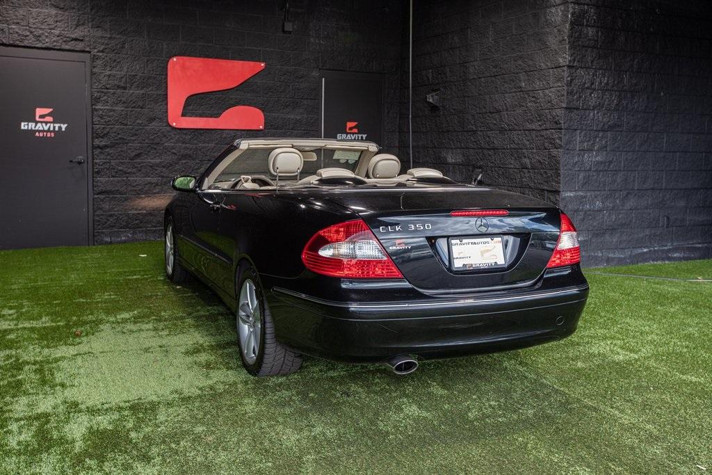 Used 2007 Mercedes-Benz CLK CLK 350 for sale $18,993 at Gravity Autos Roswell in Roswell GA 30076 3