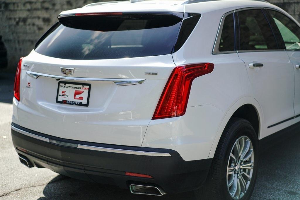 Used 2018 Cadillac XT5 Luxury for sale $33,892 at Gravity Autos Roswell in Roswell GA 30076 10