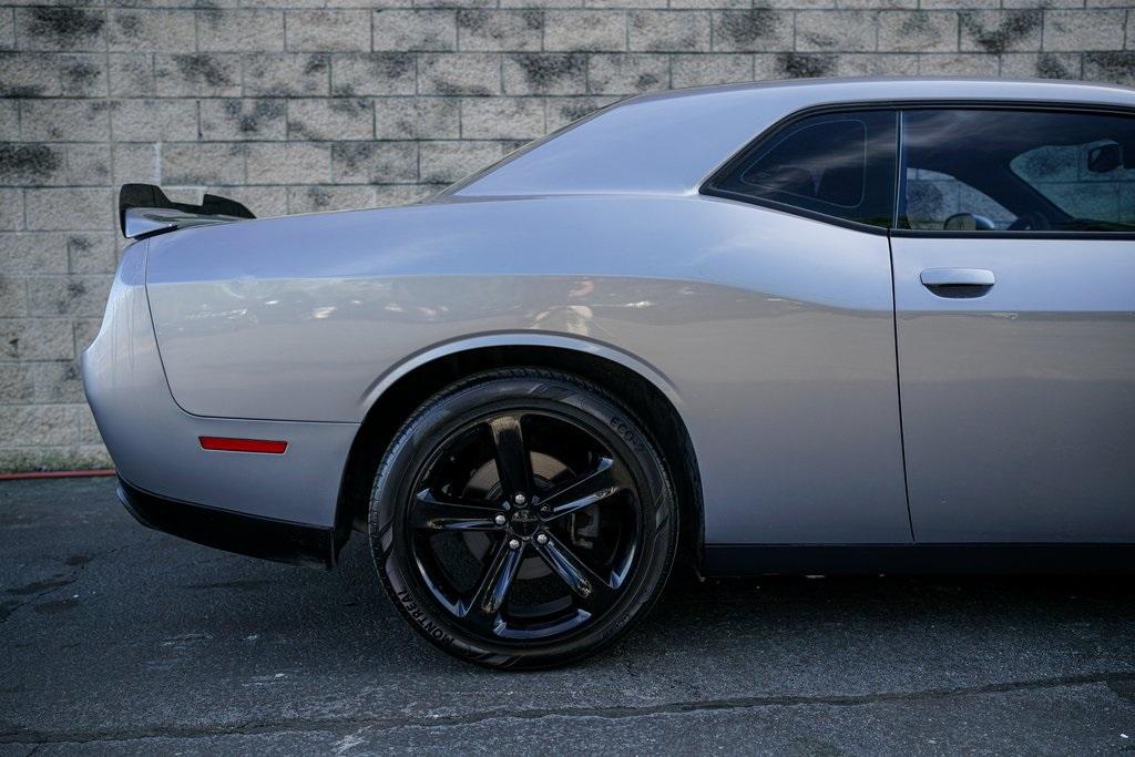 Used 2018 Dodge Challenger R/T for sale Sold at Gravity Autos Roswell in Roswell GA 30076 14