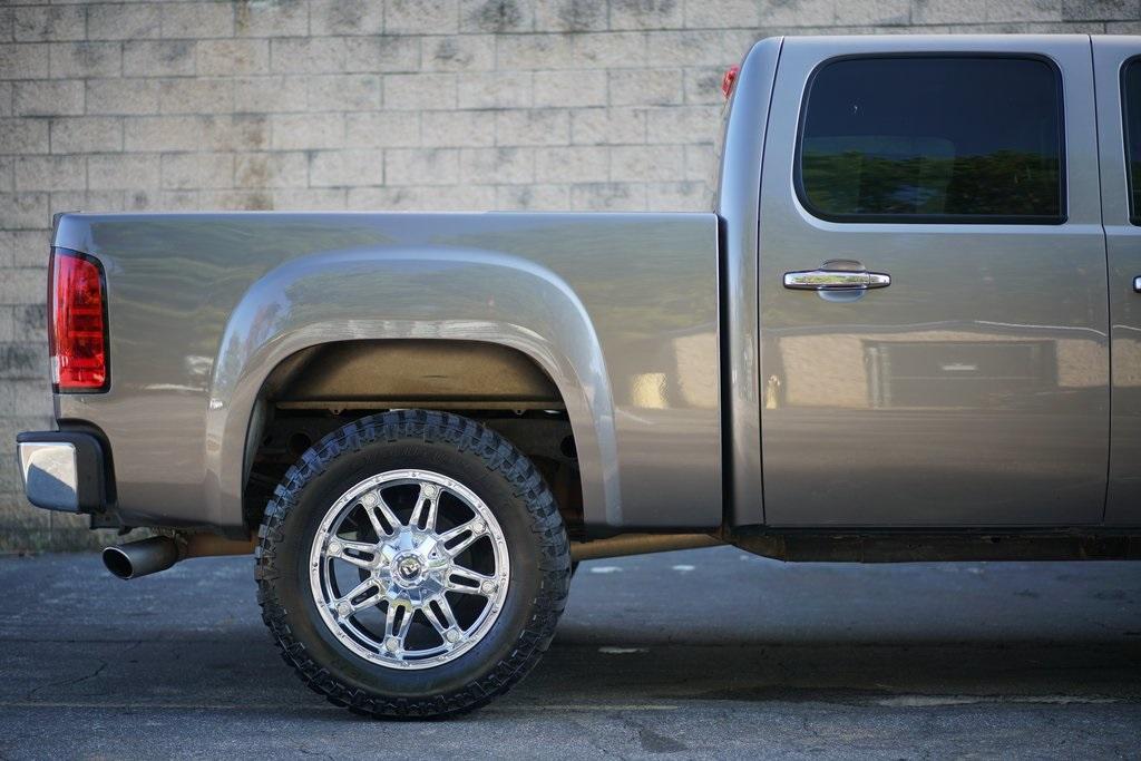 Used 2013 GMC Sierra 1500 SLE for sale $21,992 at Gravity Autos Roswell in Roswell GA 30076 12