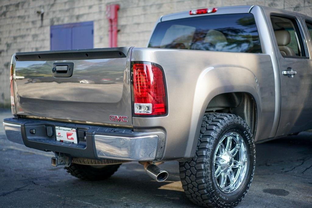 Used 2013 GMC Sierra 1500 SLE for sale $21,992 at Gravity Autos Roswell in Roswell GA 30076 16