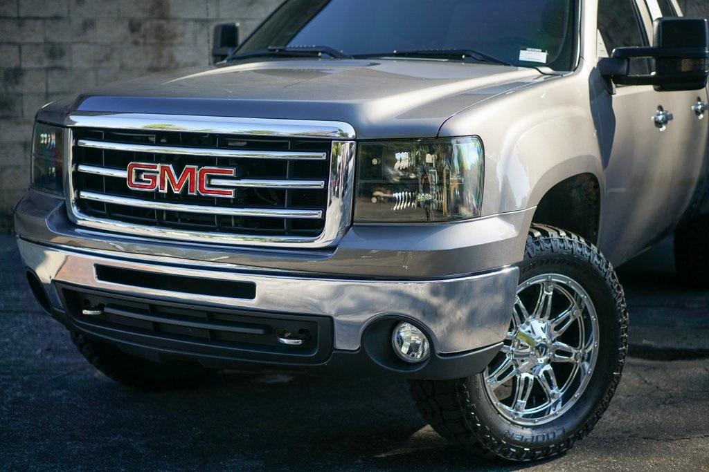 Used 2013 GMC Sierra 1500 SLE for sale $21,992 at Gravity Autos Roswell in Roswell GA 30076 2