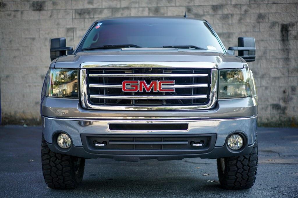 Used 2013 GMC Sierra 1500 SLE for sale $21,992 at Gravity Autos Roswell in Roswell GA 30076 4
