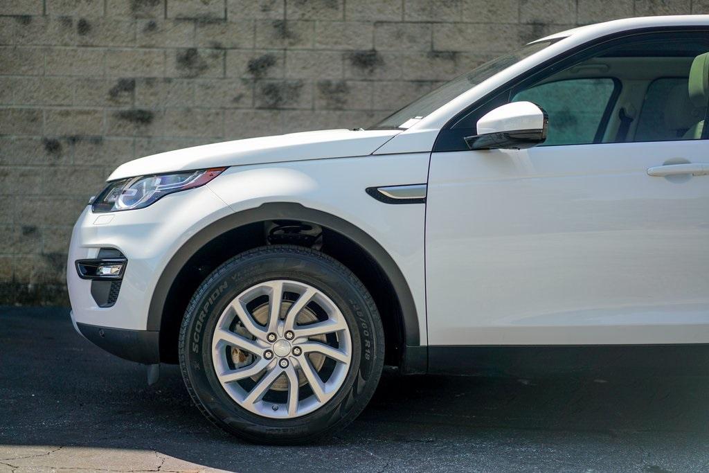 Used 2019 Land Rover Discovery Sport HSE for sale Sold at Gravity Autos Roswell in Roswell GA 30076 9