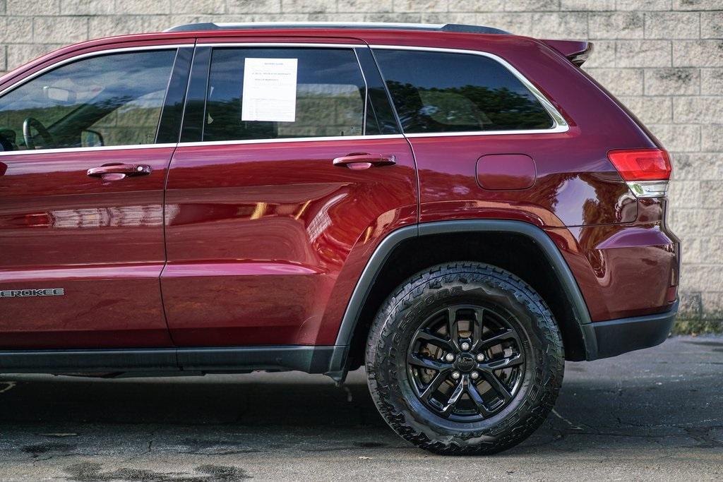 Used 2017 Jeep Grand Cherokee Laredo for sale $29,991 at Gravity Autos Roswell in Roswell GA 30076 10