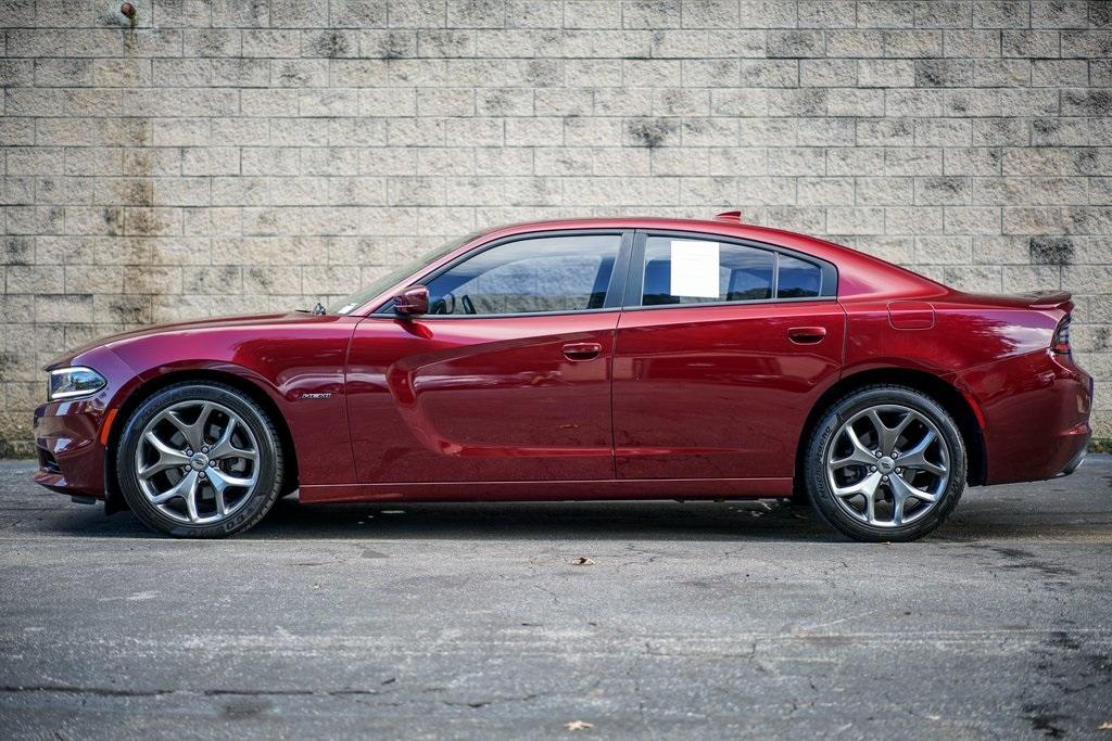 Used 2017 Dodge Charger R/T for sale $33,991 at Gravity Autos Roswell in Roswell GA 30076 6