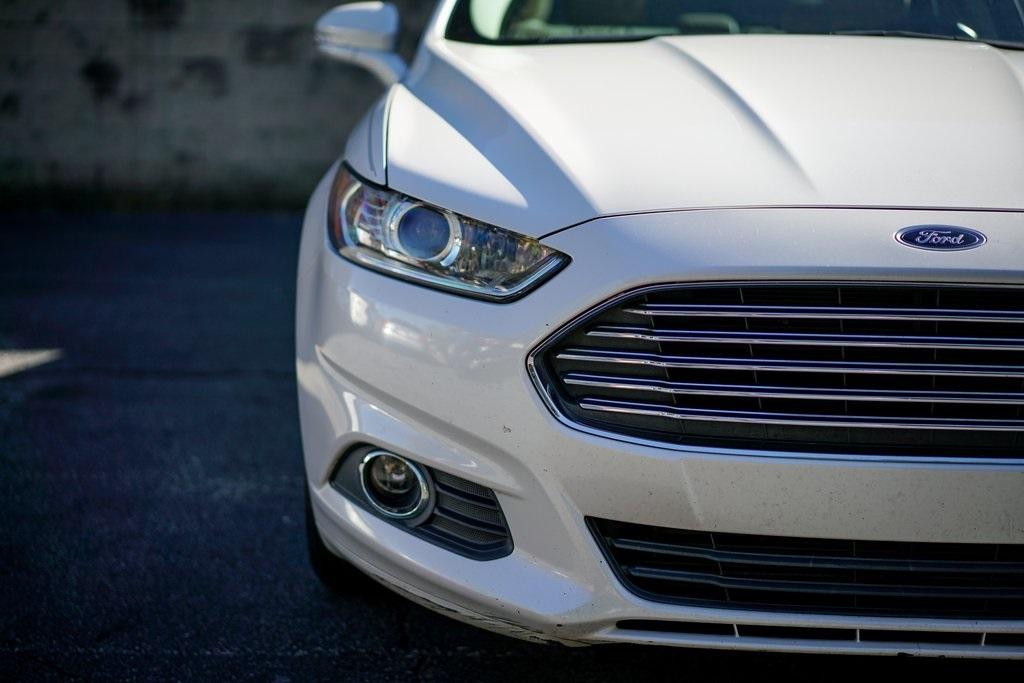 Used 2013 Ford Fusion SE for sale $12,992 at Gravity Autos Roswell in Roswell GA 30076 5