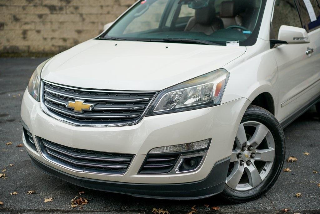 Used 2015 Chevrolet Traverse LTZ for sale $18,991 at Gravity Autos Roswell in Roswell GA 30076 2