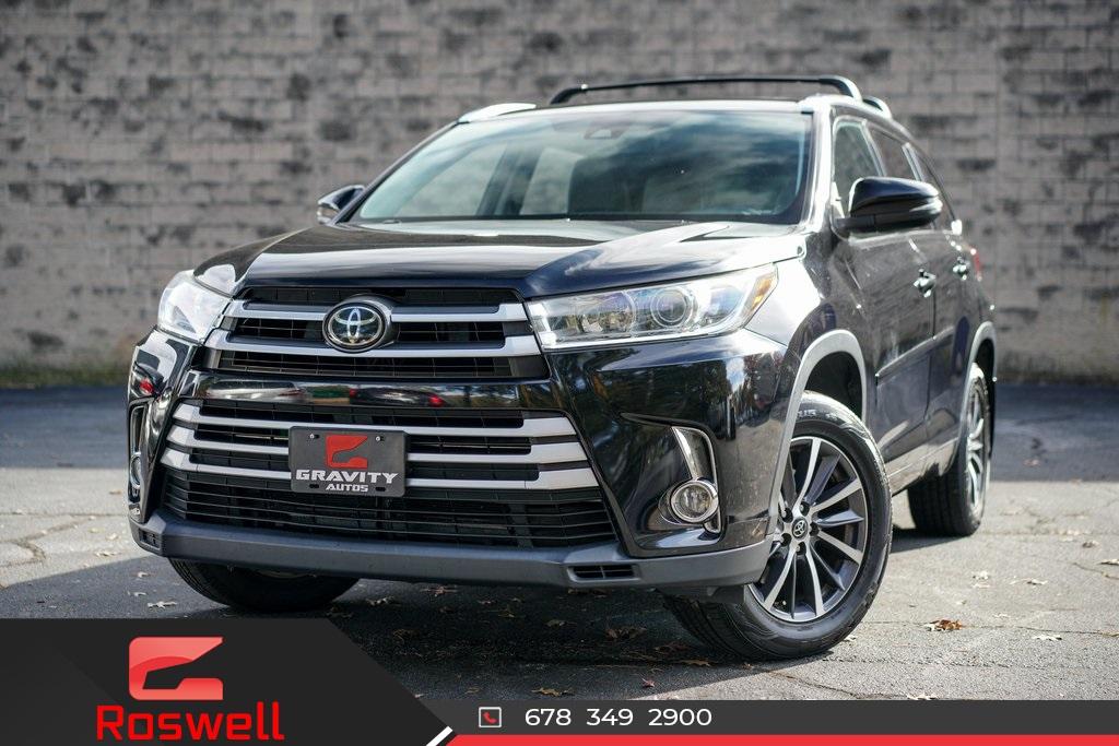 Used 2017 Toyota Highlander XLE for sale $32,492 at Gravity Autos Roswell in Roswell GA 30076 1