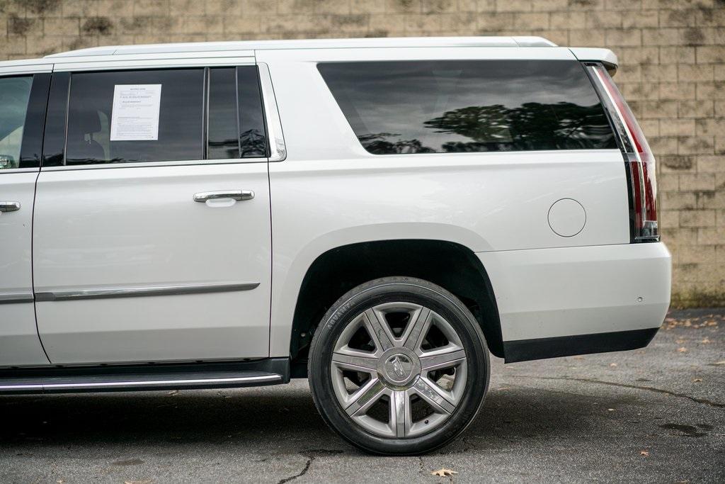 Used 2017 Cadillac Escalade ESV Luxury for sale $49,992 at Gravity Autos Roswell in Roswell GA 30076 10