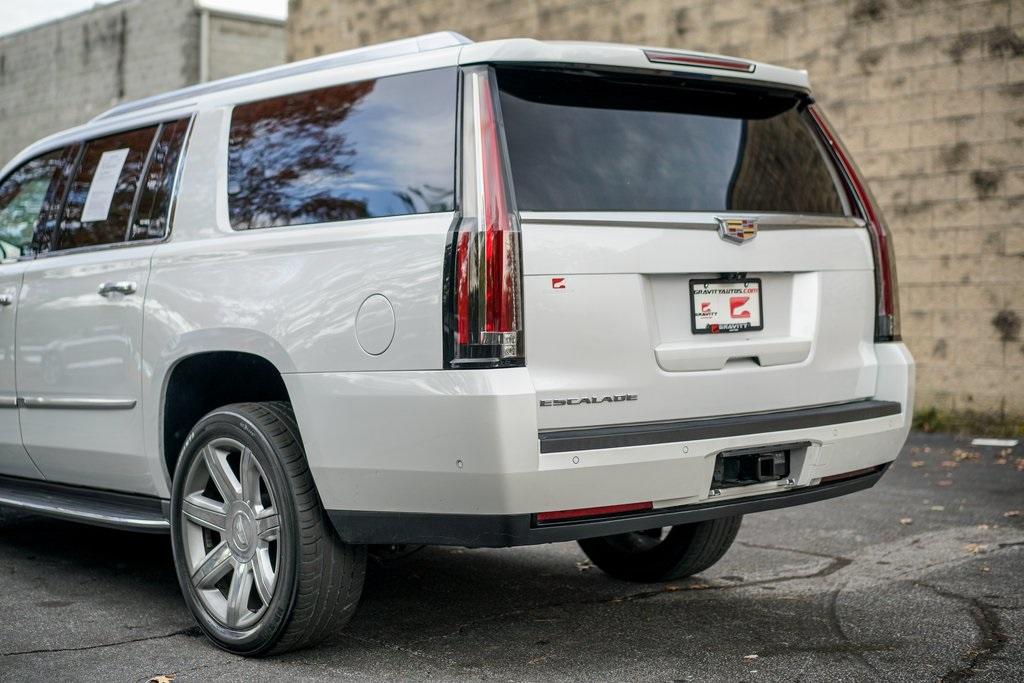 Used 2017 Cadillac Escalade ESV Luxury for sale $49,992 at Gravity Autos Roswell in Roswell GA 30076 11